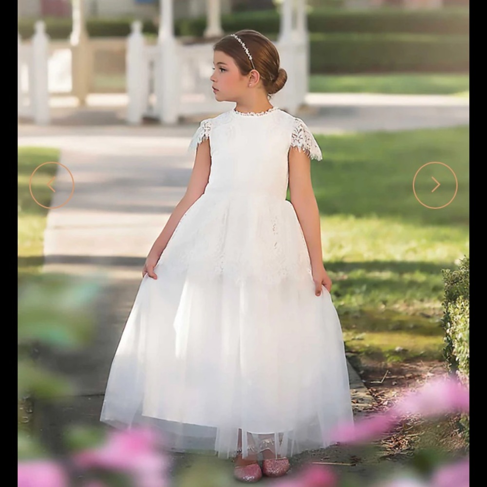 Trish SCULLY Gwendolyn Girl’s White Lace Dress size 8 NWOT